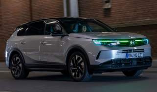Prototype Vauxhall SUV - dynamic angled green light